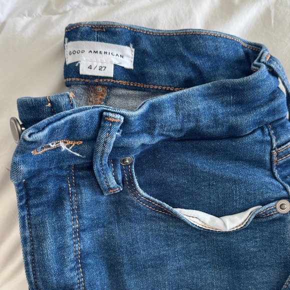 Good American Classic Blue Women's Jeans - Picture 2 of 2